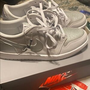 Nike Air Jordan 1 Low White/Silver Sneakers